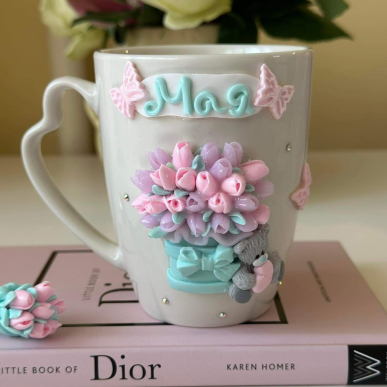 Комплект чаша и лъжичка с розови лалета и мече