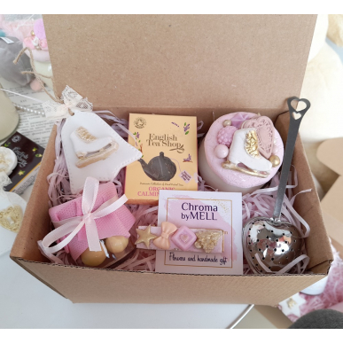 Коледен сет с чай и свещ