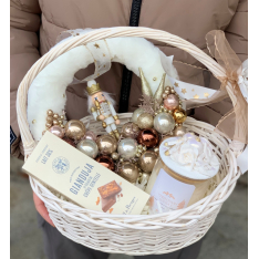 Коледна кошница White magic