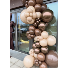 Украса за откриване на магазин 