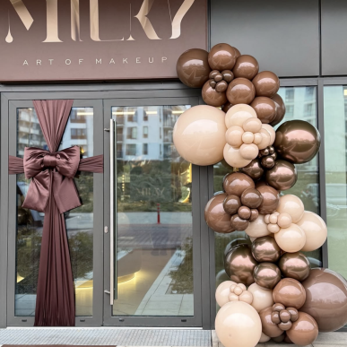 Украса за откриване на магазин 