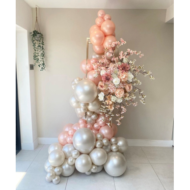 Украса с балони в прасковено  Украса с балони в прасковено