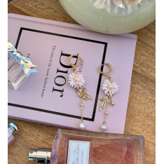 Обици Daisy bow