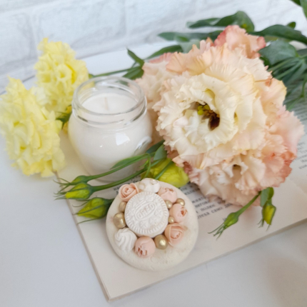 Соева свещ с декорирана капачка "Шампанско и ванилия"