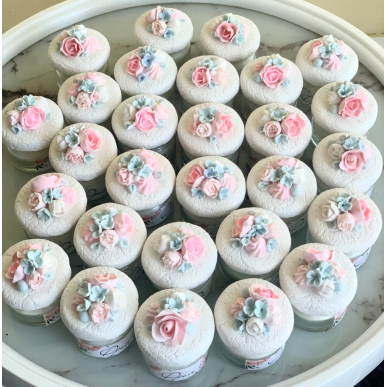 Подаръци за гости свещи  Подаръци за гости свещи