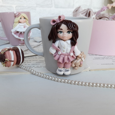 Чаша с кукла "Ема"