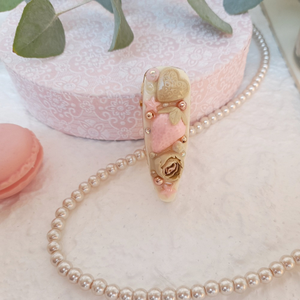 Шнола "Strawberry cream" Шнола "Strawberry cream"