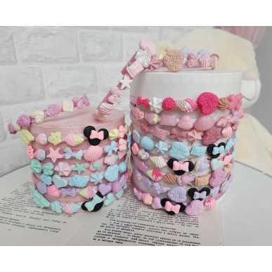 Диадема с декорация от полимерна глина 