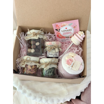 Подаръчен сет със свещ и чай 3