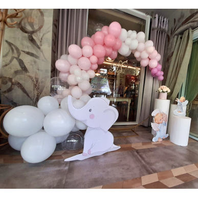Украса с балони за кръщене или рожден ден  Украса с балони за кръщене или рожден ден