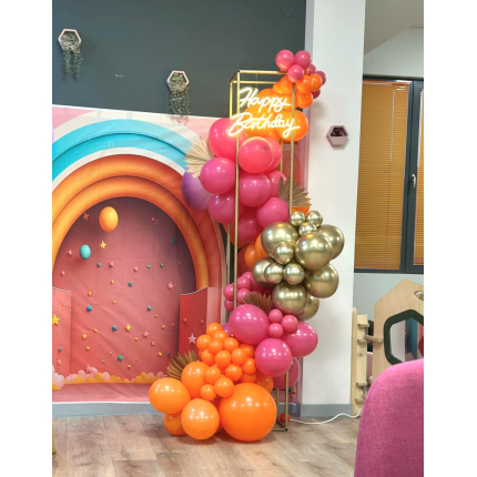 Украса за рожден ден в цикламено и оранжево