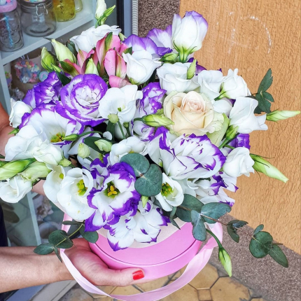 Кутия Повече от думи