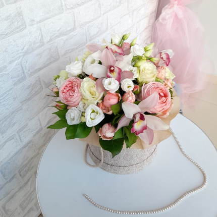 Кутия с цветя "Queen"