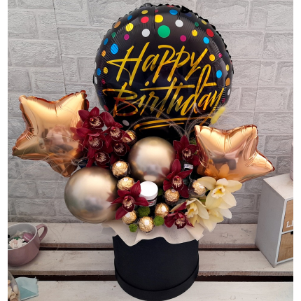 Кутия с балони и орхидея