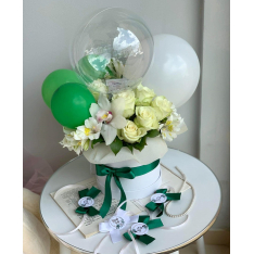 Кутия с цветя и балони Emerald green