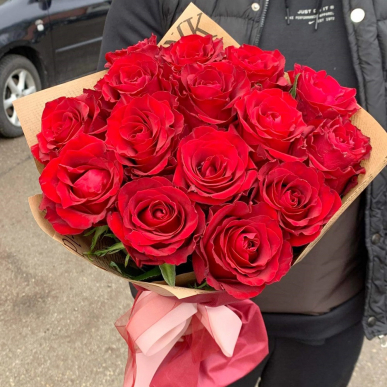 Букет от 15 червени рози