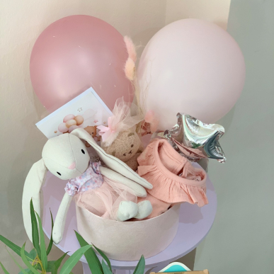 Подаръчна кутия за бебе със зайче Подаръчна кутия за бебе със зайче