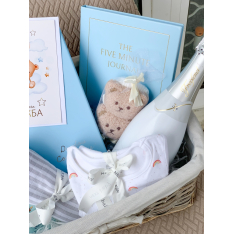 Подаръчна кошница за мама и бебе 