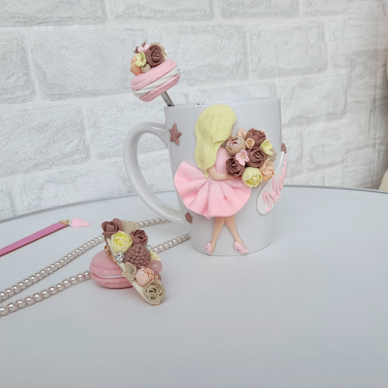 Комплект чаша, лъжичка и шнола