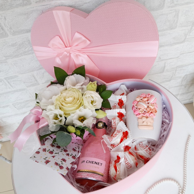 Подаръчна кутия "Pinkish" Подаръчна кутия "Pinkish"