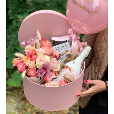 Подаръчна кутия за кръстница 