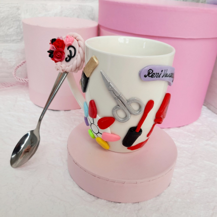 Чаша за маникюрист