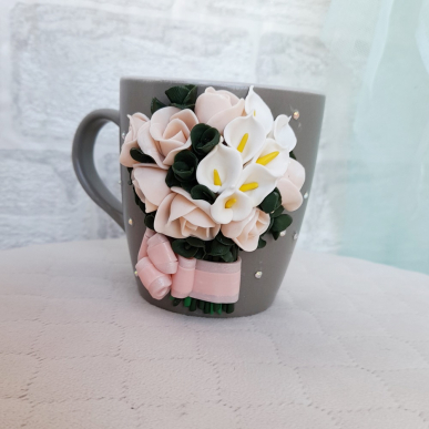 Чаша с кали и рози