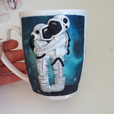 Чаша с космонавти 