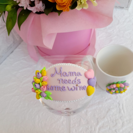 Чаша за вино с лалета Чаша за вино с лалета