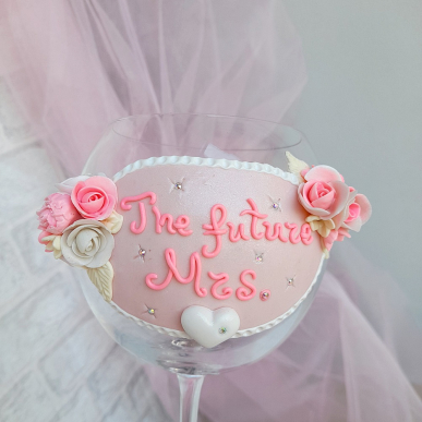 Чаша за вино "The future Mrs." Чаша за вино "The future Mrs."